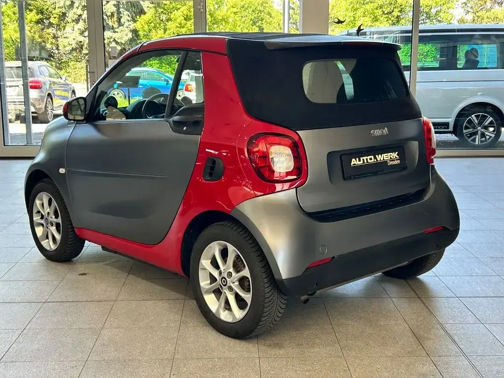 Gebraucht Smart ForTwo Cabrio Passion 90 PS (66 kW) 2018 Titaniagrey Cabrio