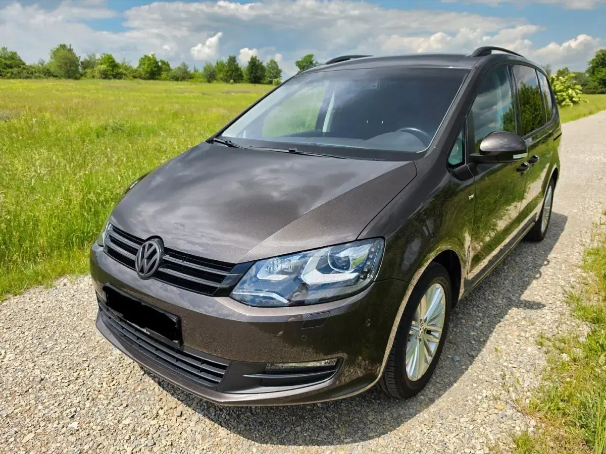 Gebraucht VW Sharan Cup 140 PS (102 kW) 2014 Schwarz Van / Kleinbus
