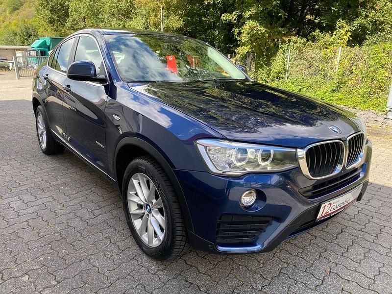 Blau Gebraucht 2017 BMW X4 Advantage SUV | 20.950 € (Guter Preis) - Bild 1/4