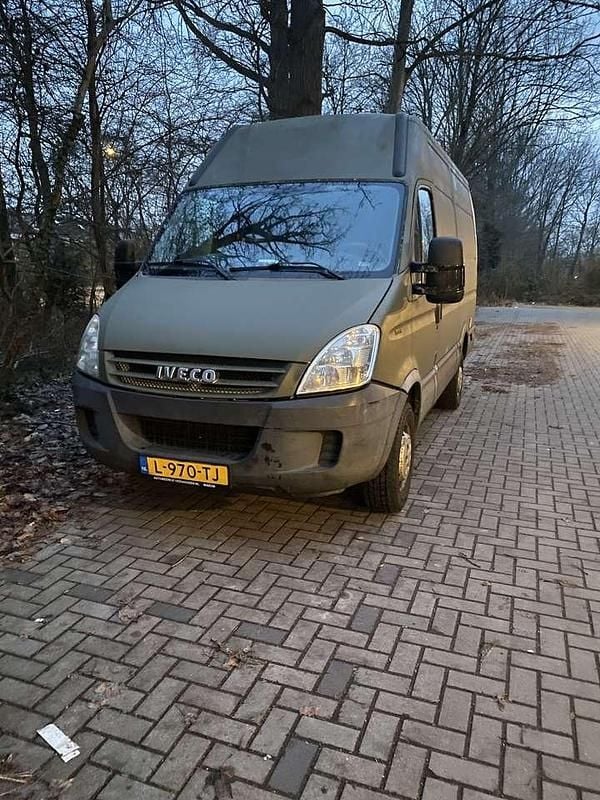 Grün Gebraucht 2009 Iveco Daily Van | 3.000 € (Superpreis) - Bild 1/4