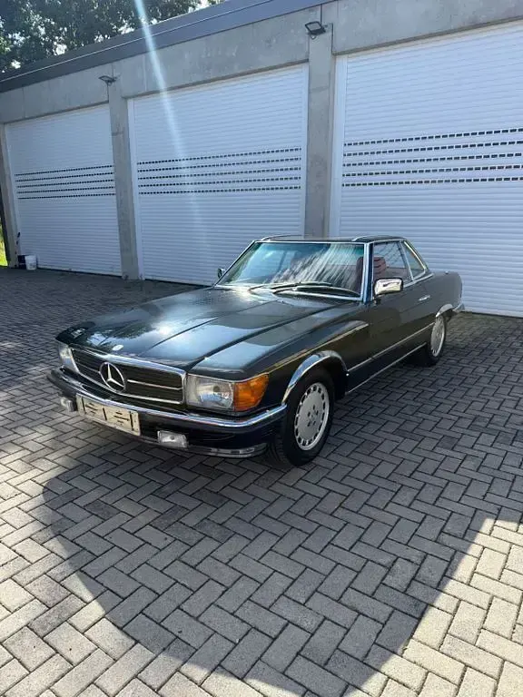 Gebraucht Mercedes SL380 155 PS (114 kW) 1982 Blau Cabrio