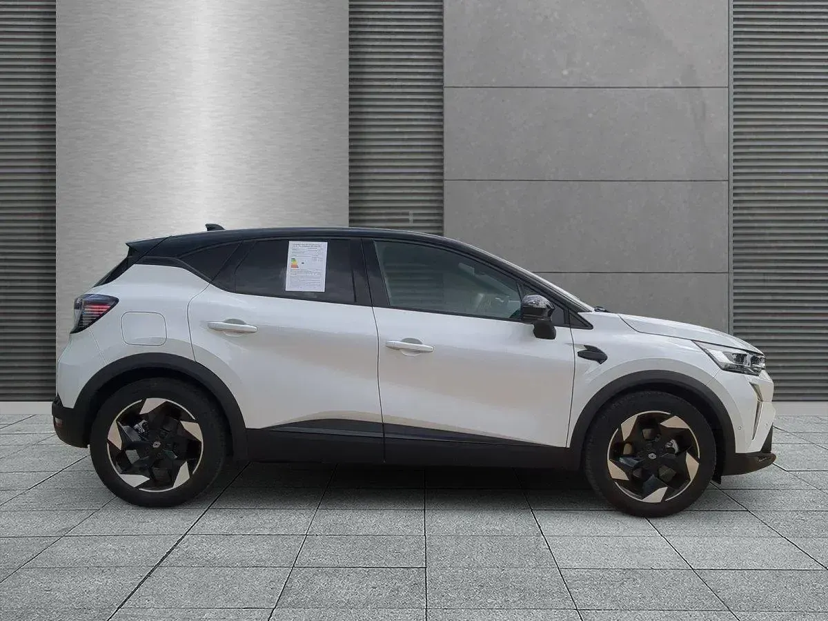 Gebraucht Renault Captur Techno 158 PS (116 kW) 2025 Perlmuttweiß + blackpearlsch SUV