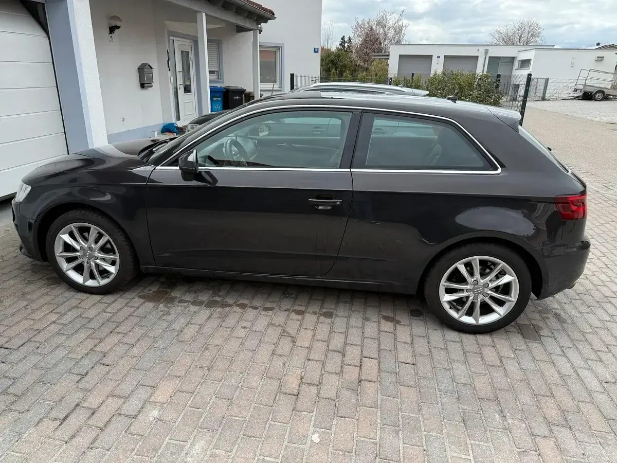 Używany Audi A3 122 KM (89 kW) 2014 Brązowy Sedan/Limuzyna