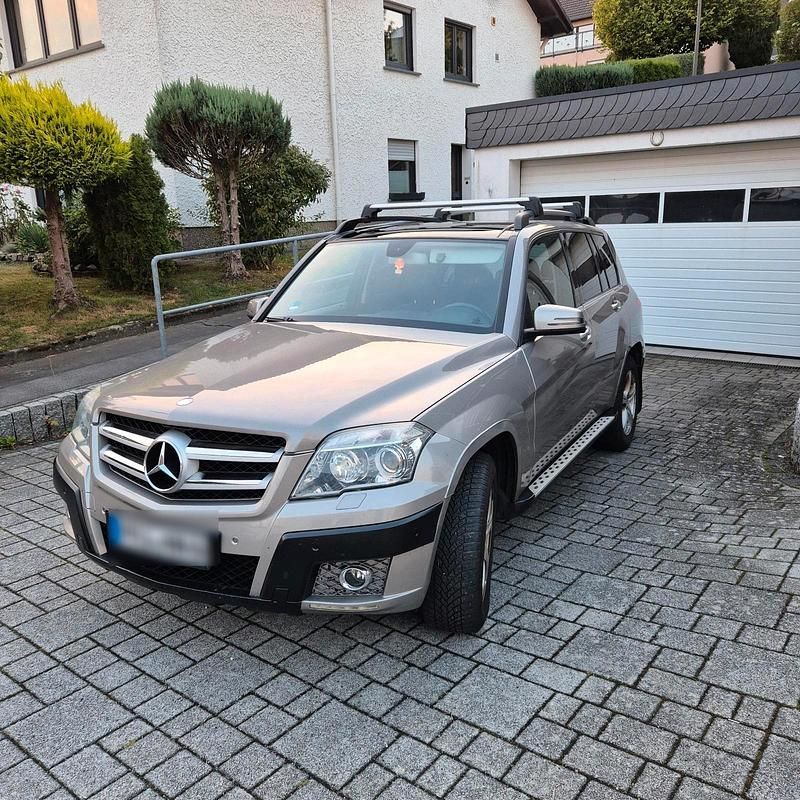 Silber Gebraucht 2008 Mercedes GLK320 SUV | 10.600 € (Fairer Preis) - Bild 1/4