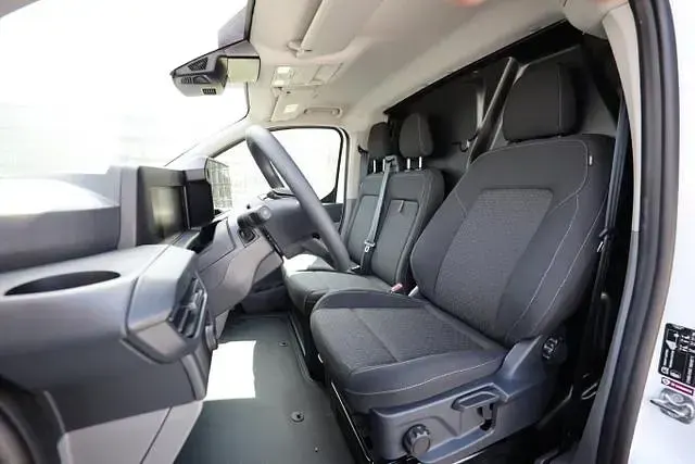 Nouvelle Ford Transit Custom Trend 150 ch (110 kW) 2025 Blanc Van