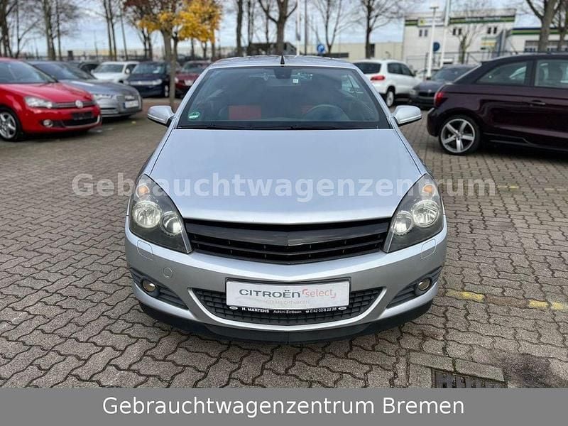 Gebraucht Opel Astra Cabriolet Edition 140 PS (102 kW) 2007 Silber Cabrio
