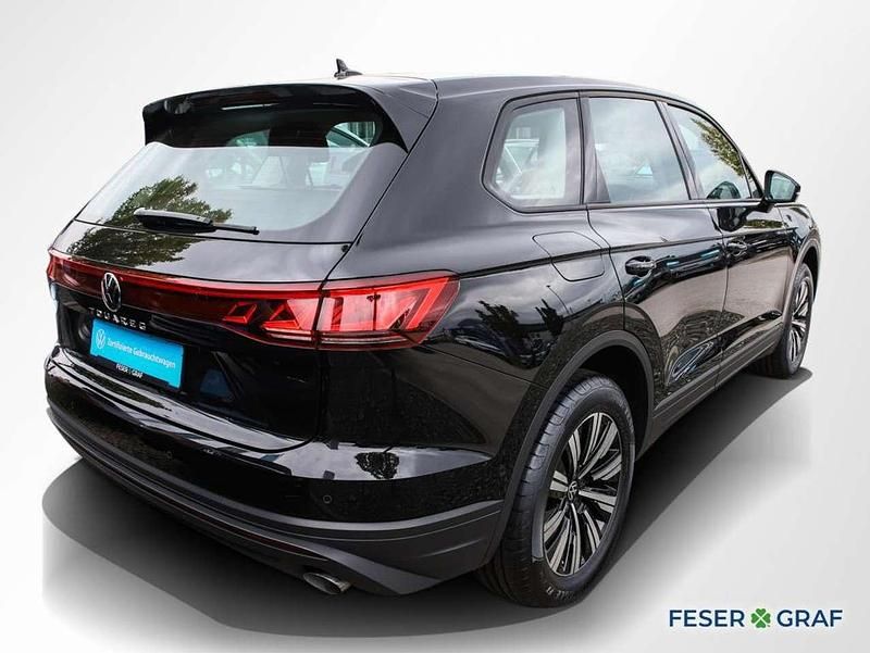 Gebraucht VW Touareg Basis 286 PS (210 kW) 2025 Grenadillschwarz metallic SUV