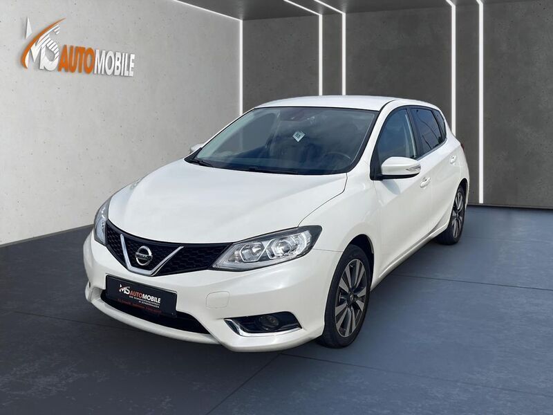 Weiß Gebraucht 2017 Nissan Pulsar N-Connecta Limousine | 8.490 € (Fairer Preis) - Bild 1/4