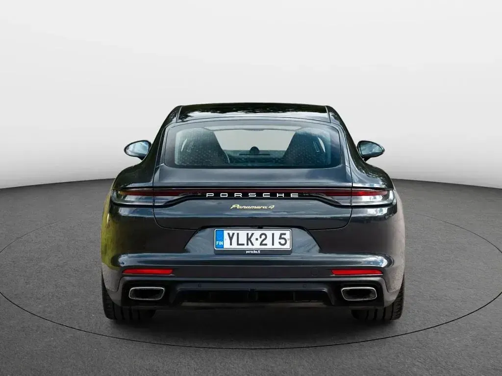 Gebraucht Porsche Panamera 4 E-Hybrid 462 PS (339 kW) 2022 Grau Kleinwagen