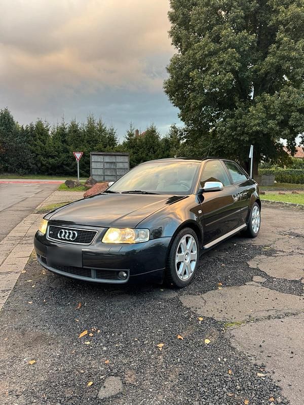 Gebraucht Audi S3 Design 229 PS (168 kW) 2004 Schwarz Coupé