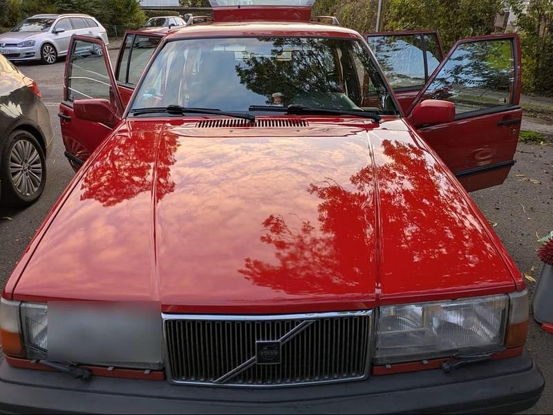 Rot Gebraucht 1995 Volvo 940 Kombi | 5.750 € - Bild 1/4