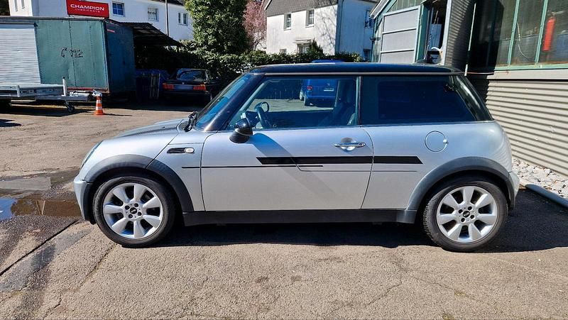 Gebraucht Mini Cooper Coupé 115 PS (84 kW) 2004 Silber Coupé