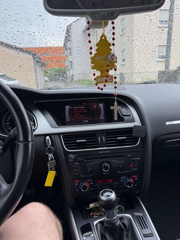 Gebraucht Audi A5 Sportback 179 PS (131 kW) 2011 Schwarz Kleinwagen