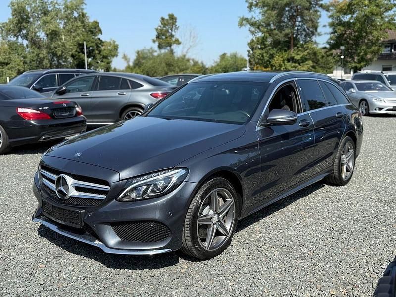 Grau Gebraucht 2015 Mercedes C250 AMG Limousine | 18.900 € (Guter Preis) - Bild 1/4