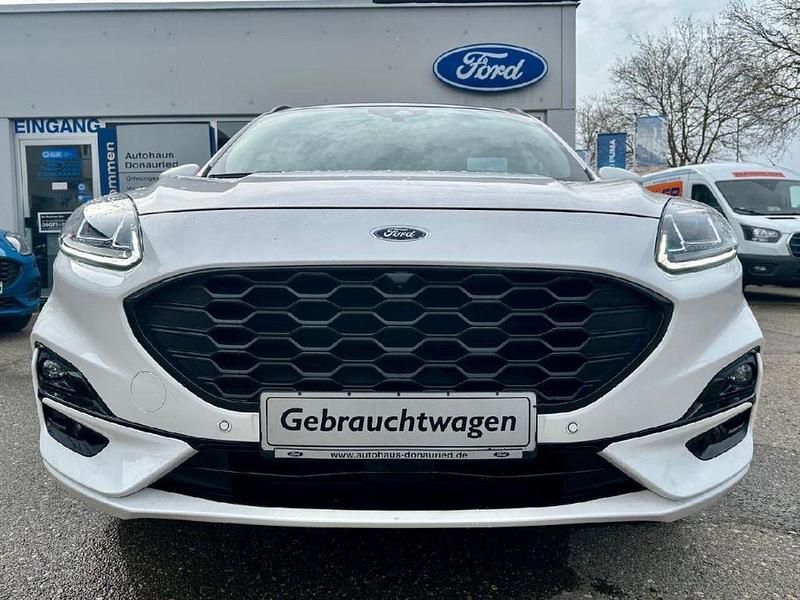Gebraucht Ford Kuga ST-Line X 224 PS (164 kW) 2022 Arktisweiß (metallic) SUV
