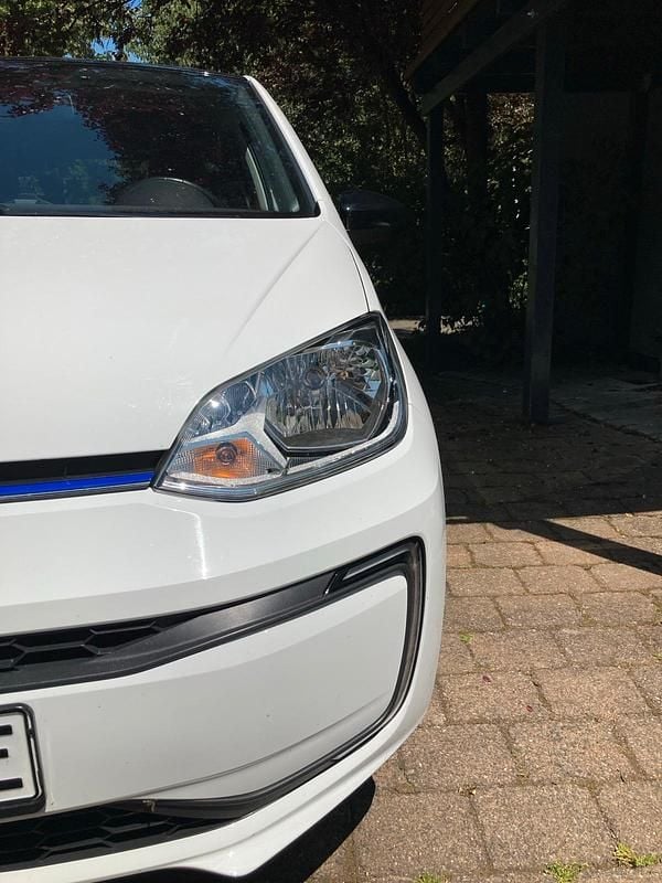 Gebraucht VW e-up! 38 kW (52 PS) 2020 Weiß Kleinwagen