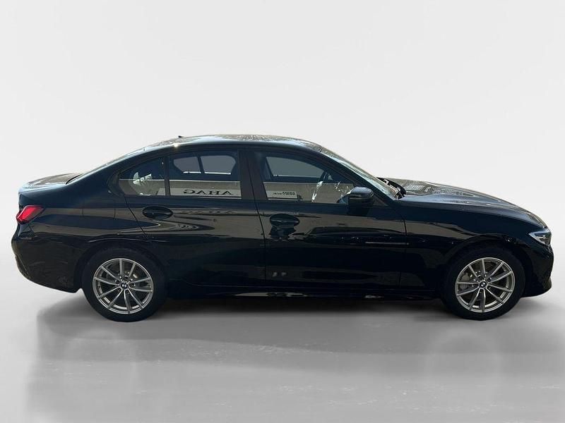 Gebraucht BMW 330e Advantage 292 PS (214 kW) 2021 Schwarz Limousine