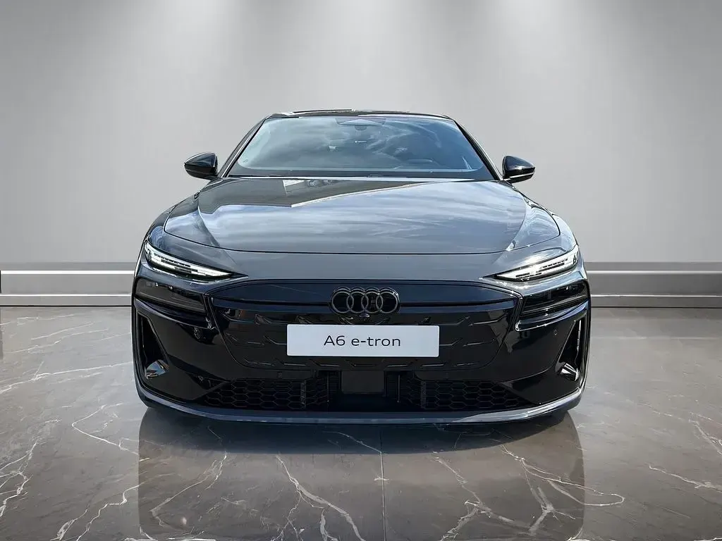 Neu Audi A6 e-tron Business 269 kW (367 PS) 2026 Grau Kombi