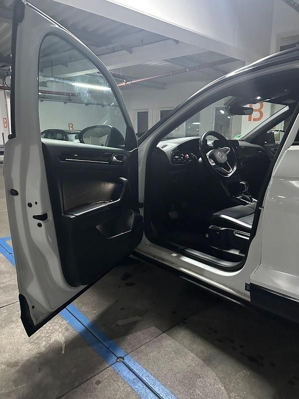 Usata VW T-Roc Style 150 CV (110 kW) 2022 Bianco SUV