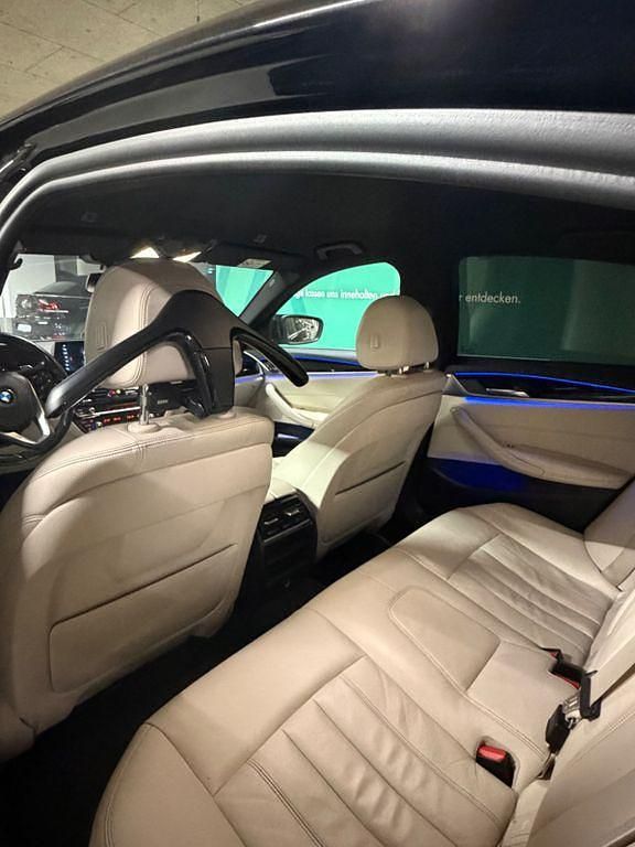 Gebraucht BMW 520 190 PS (139 kW) 2017 Schwarz Limousine