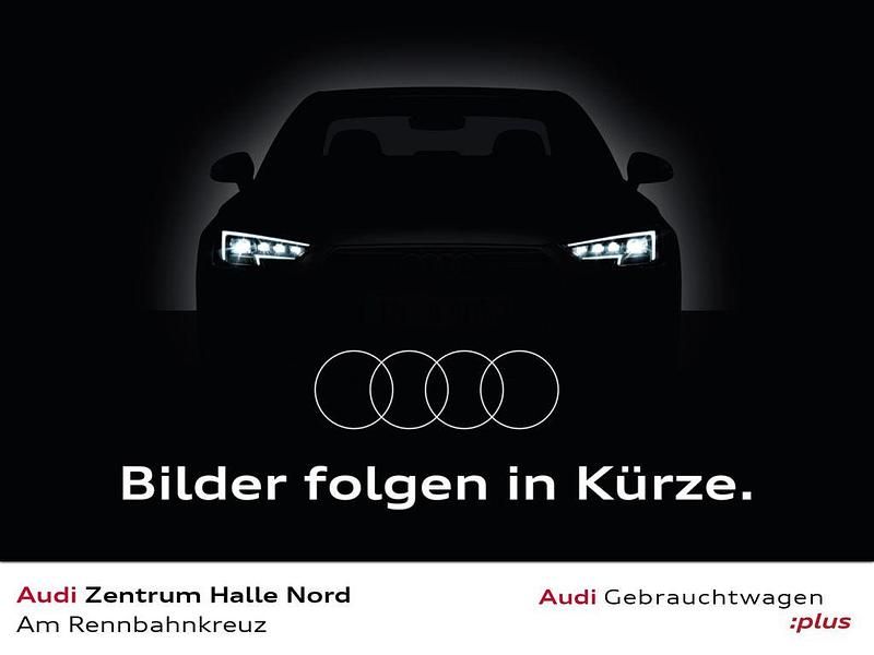Weiß Gebraucht 2021 Audi A3 Sportback e-tron S-Line Limousine | 29.890 € (Teuer) - Bild 1/1