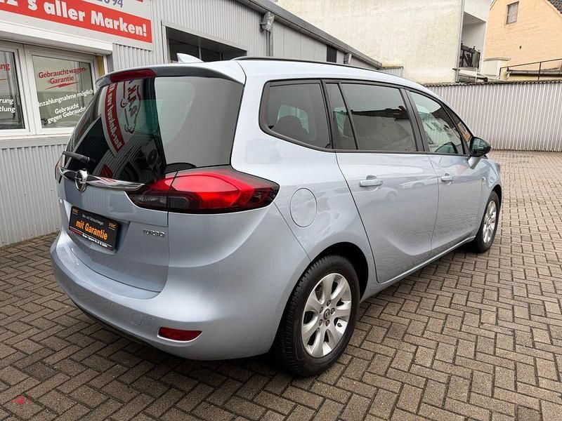 Gebraucht Opel Zafira Active 140 PS (102 kW) 2017 Silber Van / Kleinbus