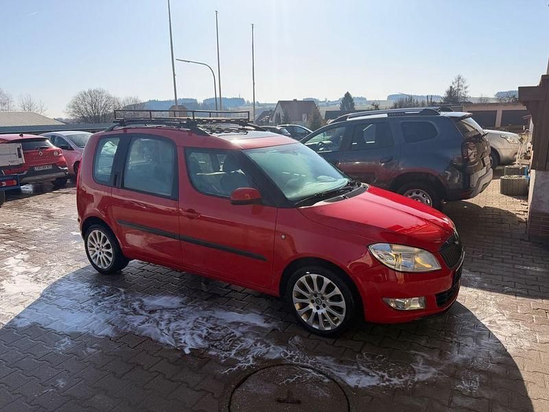Gebraucht Skoda Roomster Plus Edition 105 PS (77 kW) 2012 Rot Van / Kleinbus