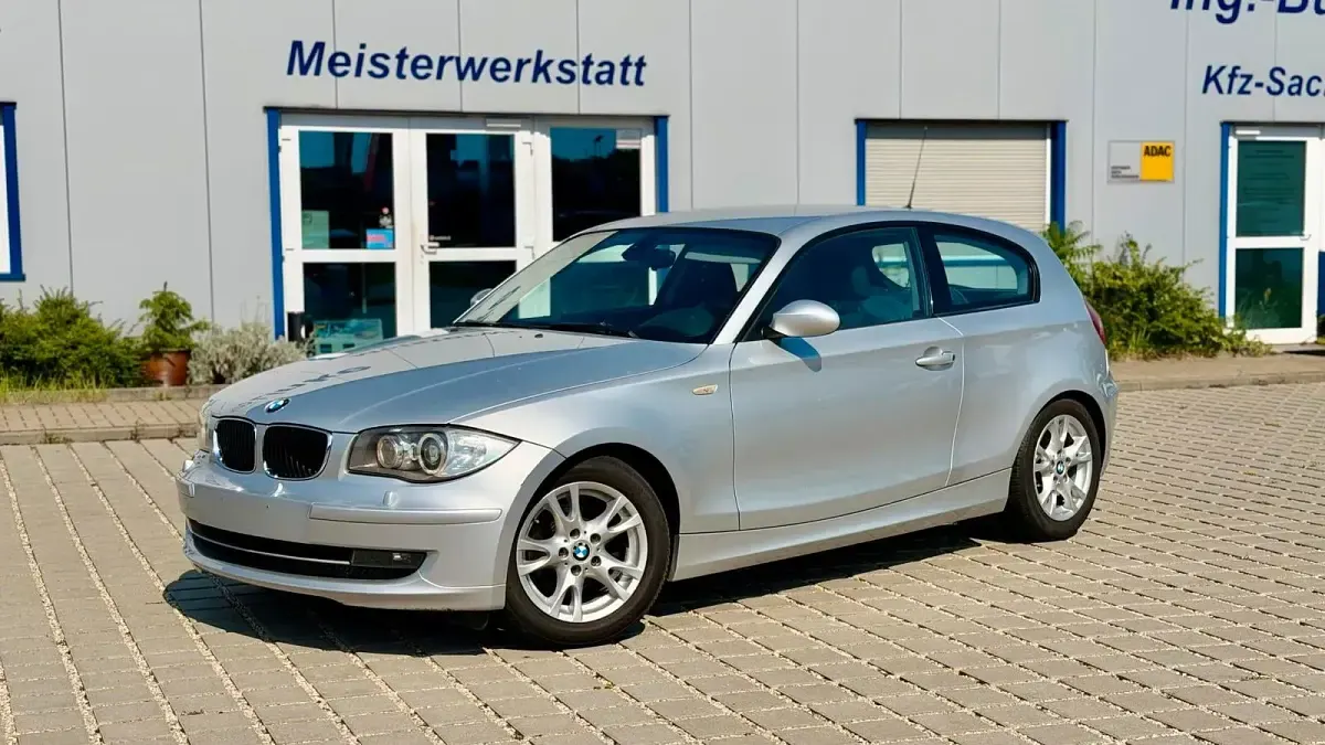 Gebraucht BMW 116 122 PS (89 kW) 2008 Silber Kleinwagen
