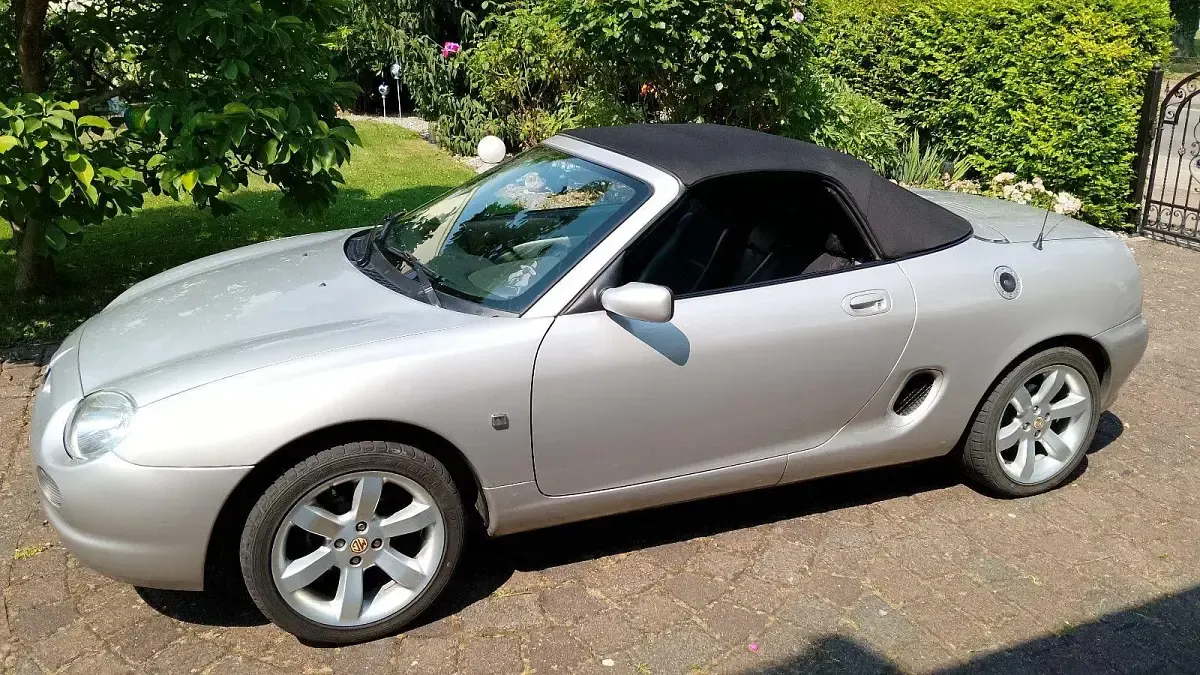 Gebraucht MG F 120 PS (88 kW) 2001 Silber Cabrio