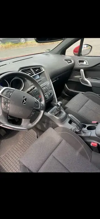 Gebraucht Citroën DS4 So Chic 120 PS (88 kW) 2012 Rot Kleinwagen