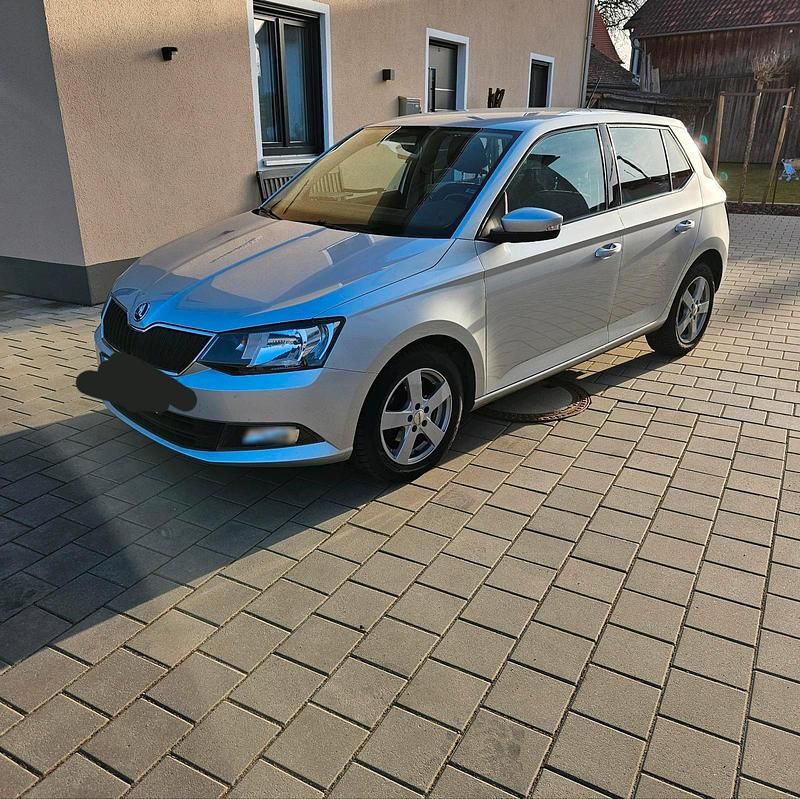 Gebraucht Skoda Fabia Ambition 2017 Silber Limousine