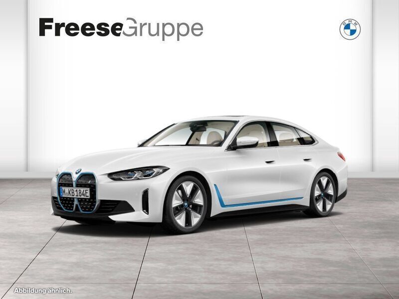 Weiß Gebraucht 2022 BMW i4 Sport Line Limousine | 39.900 € (Teuer) - Bild 1/2