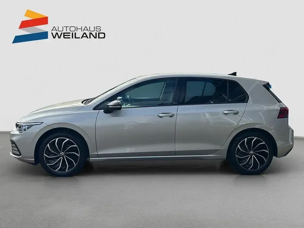 Gebraucht VW Golf VIII Move 150 PS (110 kW) 2023 Silber Limousine
