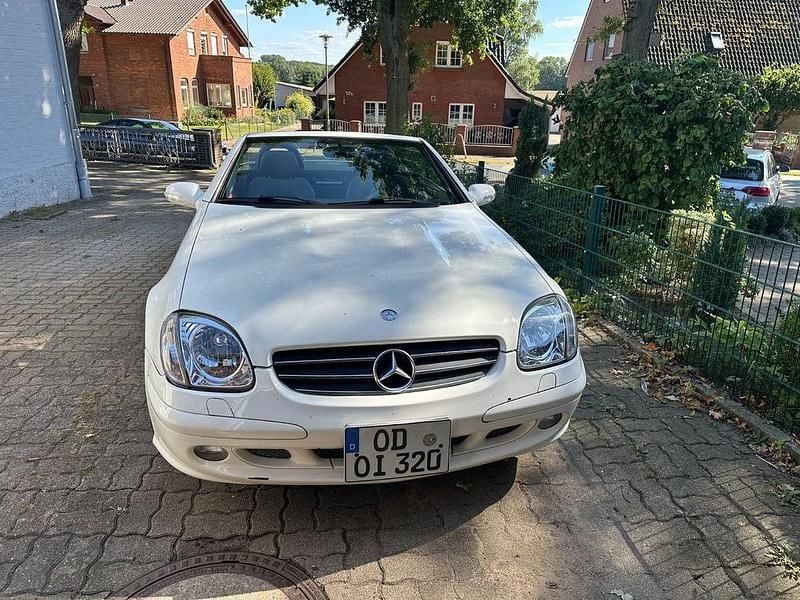 Gebraucht Mercedes SLK320 218 PS (160 kW) 2002 Weiß Cabrio