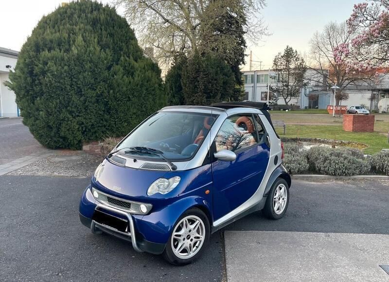 Blau Gebraucht 2002 Smart ForTwo Cabrio Cabrio | 1.699 € - Bild 1/4