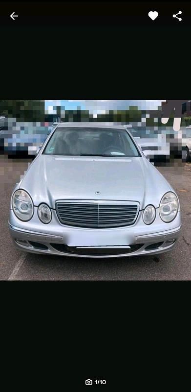 Silber Gebraucht 2004 Mercedes E200 Limousine | 5.100 € (Fairer Preis) - Bild 1/4