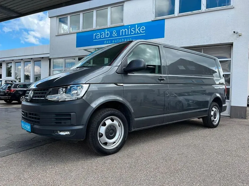 Używany VW Transporter 204 KM (150 kW) 2017 Szary Van