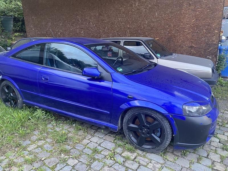 Usata Opel Astra 125 CV (91 kW) 2003 Argento Coupé