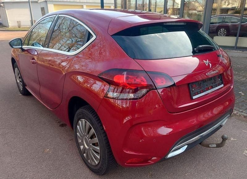 Gebraucht Citroën DS4 So Chic 111 PS (81 kW) 2012 Rot Kleinwagen