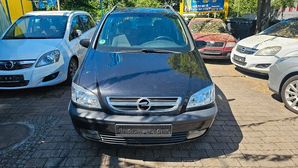 Gebraucht Opel Zafira Njoy 147 PS (108 kW) 2003 Schwarz Van / Kleinbus