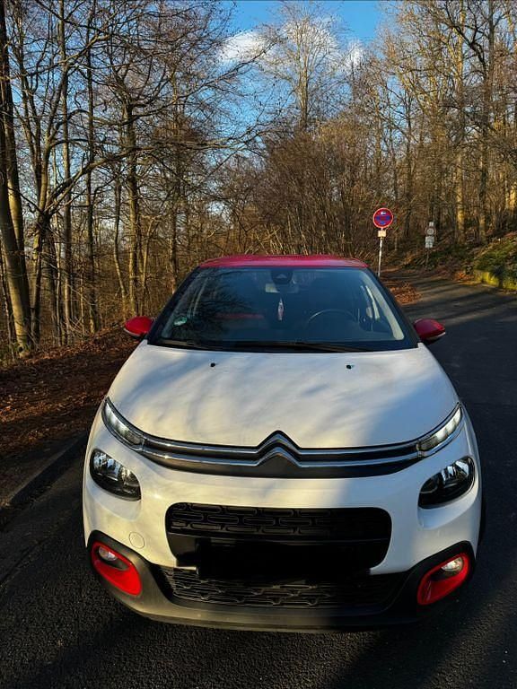 Gebraucht Citroën C3 Shine 83 PS (61 kW) 2019 Weiß Limousine
