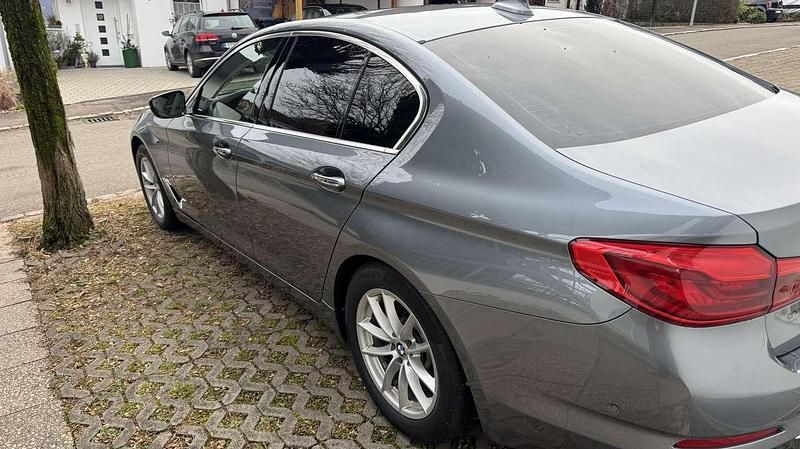 Gebraucht BMW 525 Luxury Line 231 PS (169 kW) 2017 Grau Limousine