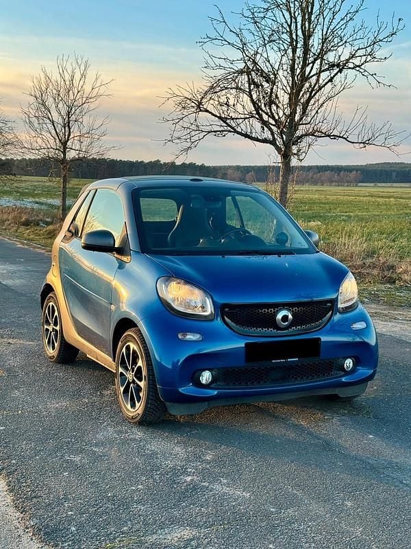 Gebraucht Smart ForTwo Cabrio 60 kW (82 PS) 2017 Blau Cabrio