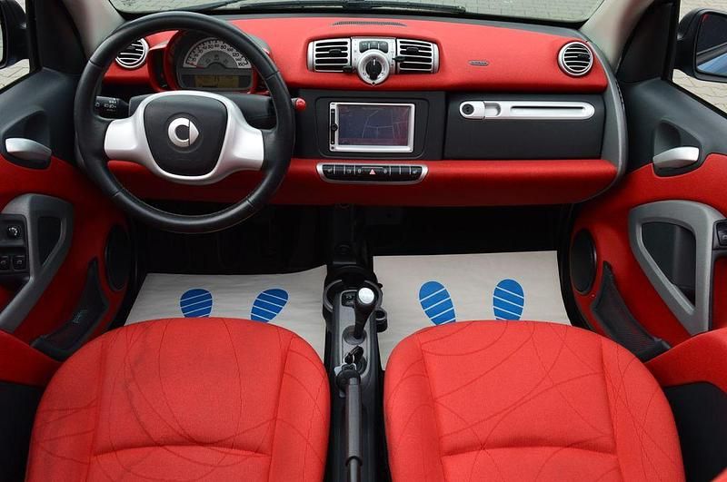 Gebraucht Smart ForTwo Cabrio 84 PS (61 kW) 2011 Tridionsicherheitszel schwarz Cabrio