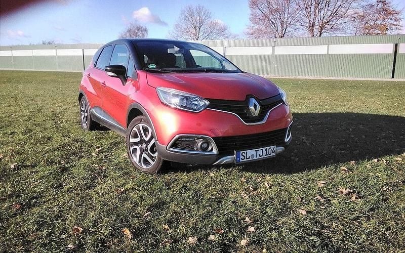 Gebraucht Renault Captur XMOD 110 PS (80 kW) 2017 Rot SUV