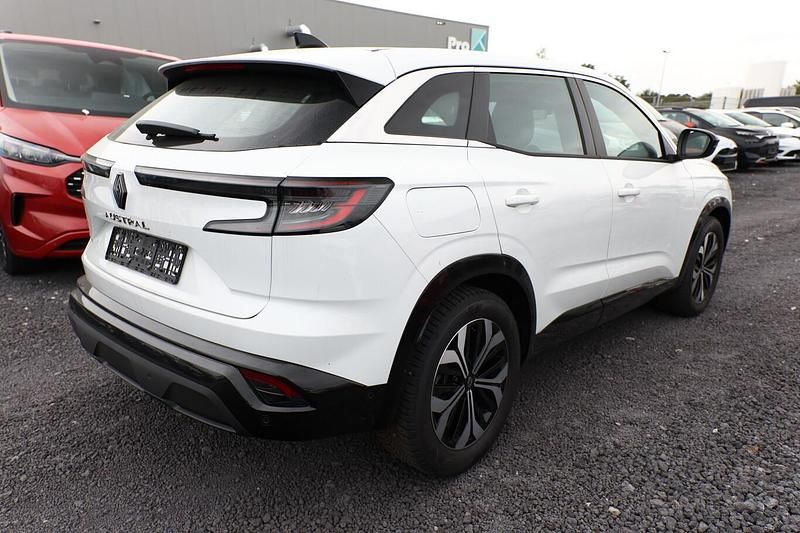 Gebraucht Renault Austral Evolution 158 PS (116 kW) 2024 Gletscherweiß SUV