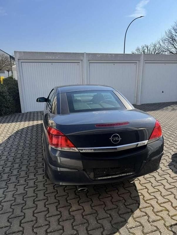 Gebraucht Opel Astra Cabriolet 116 PS (85 kW) 2008 Blau Cabrio