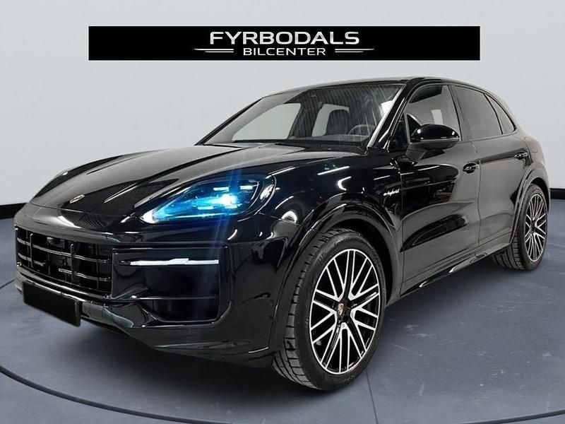 Gebraucht Porsche Cayenne 462 PS (339 kW) 2024 Schwarz SUV
