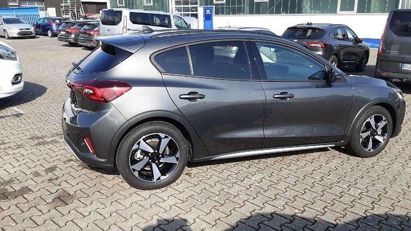 Neu Ford Focus Active 125 PS (91 kW) 2025 Magneticgrau (metallic) Limousine