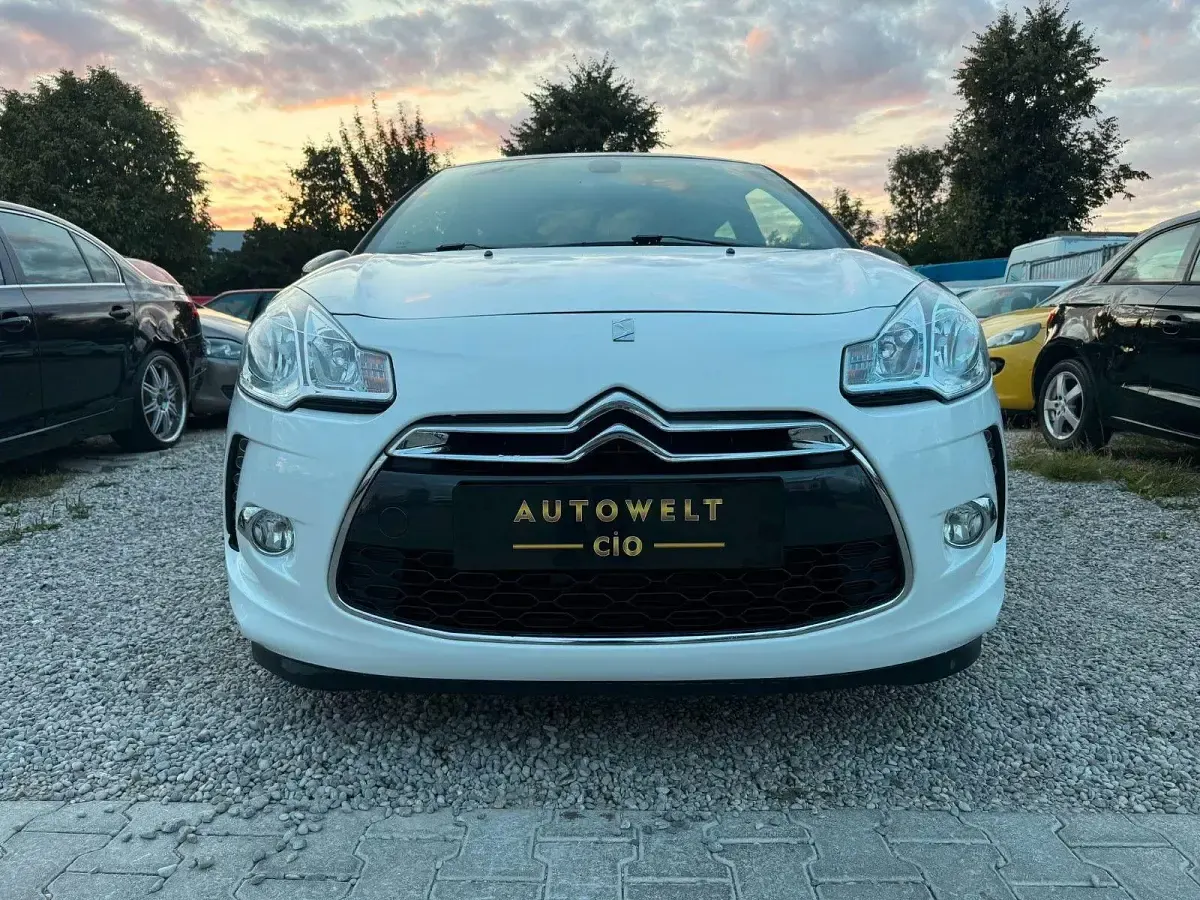 Gebraucht Citroën DS3 So Chic 120 PS (88 kW) 2011 Rot Kleinwagen
